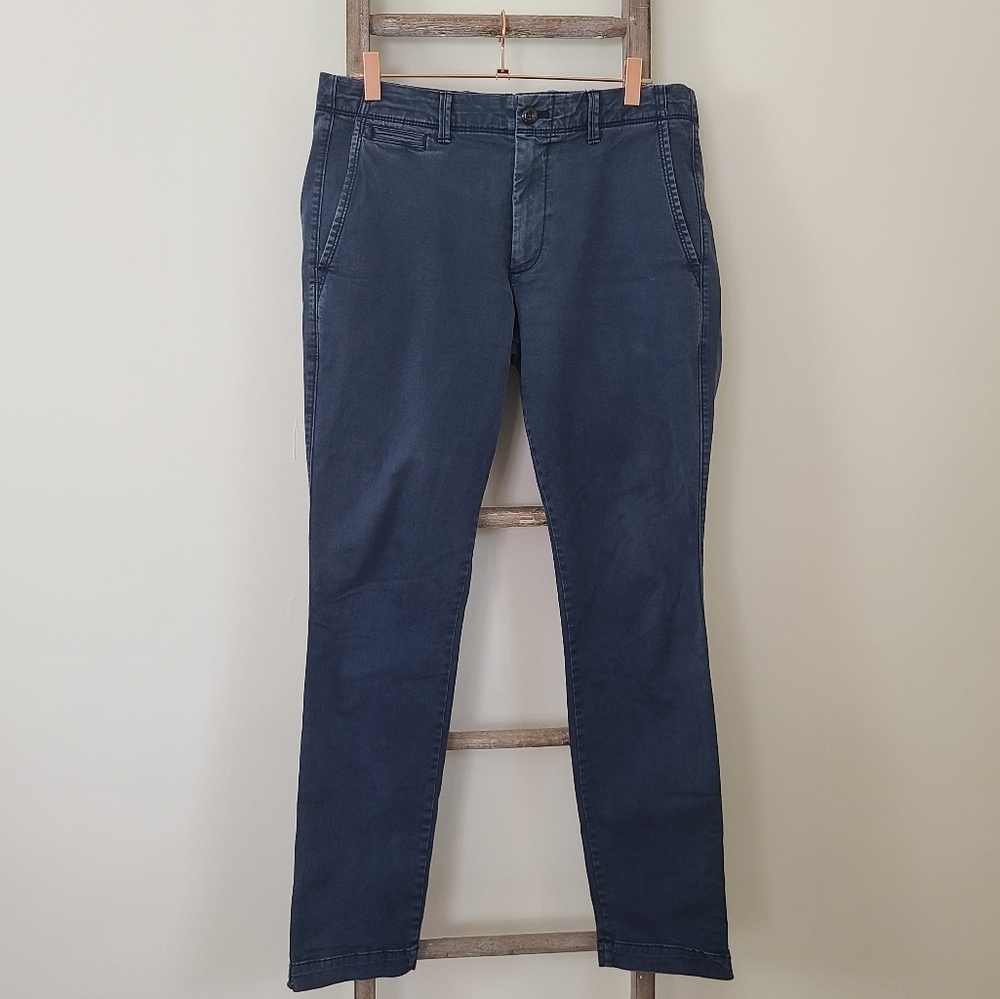 ⭐️40% Off⭐️ Gap Men's Skinny Vintage Wash Chino Pants